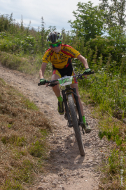 ljc-dirtyhill-cat7-4709